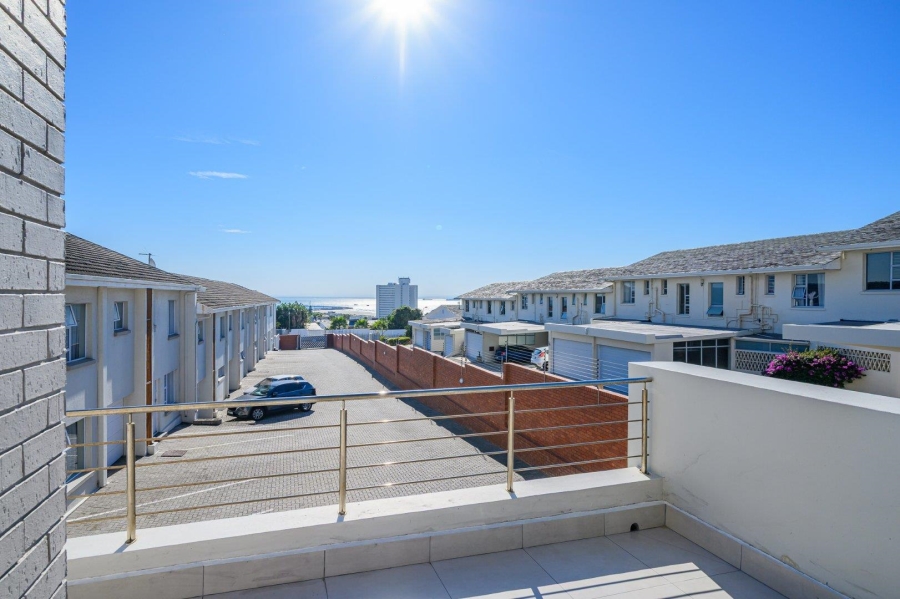 2 Bedroom Property for Sale in Humewood Eastern Cape